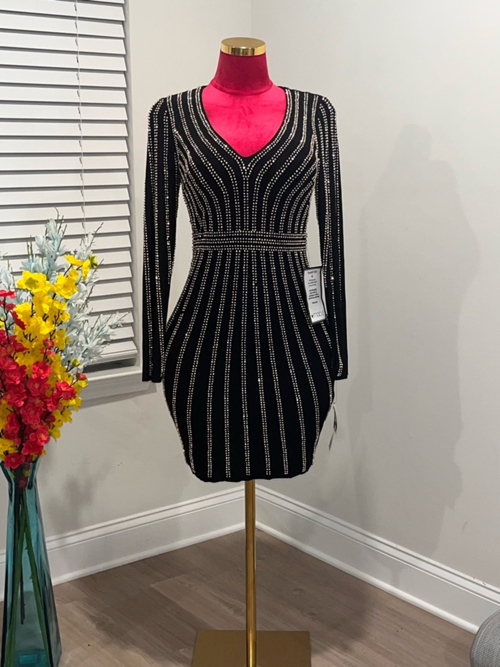 Black Long-Sleeve Studded V-Neck Bodycon Dress